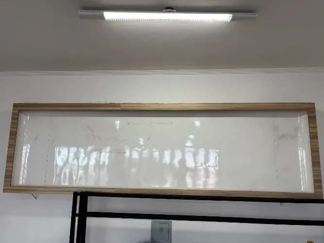 Quadro branco ( cursinho , escola, etc?)