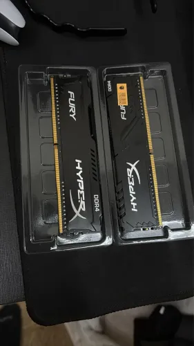Memória RAM 16GB DDR4