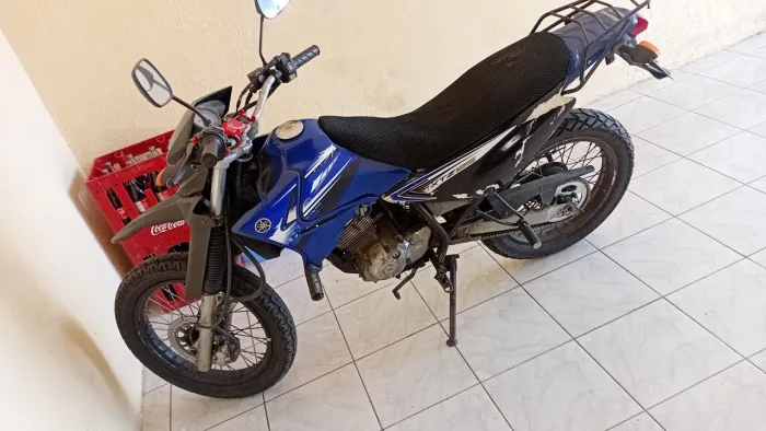 vendo uma xtz 2009