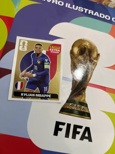 Carta Extra Mbappé Gold 2026 Oficial do Álbum da Copa - Legend