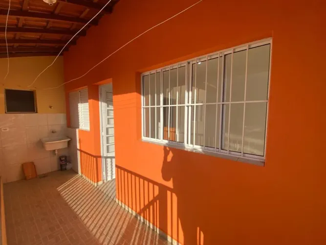 Casa com 1 dormitório para alugar, 40 m² por R$ 1.459,22 - Jardim União - Indaiatuba/SP
