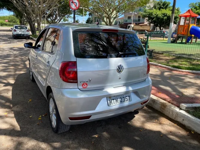 Volkswagen Fox 1.6 MI Total Flex 8V 5P 2010
