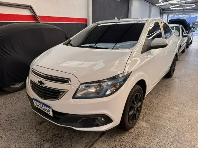 Chevrolet Onix Hatch LT 1.4 8V Flex Power Mec. 4P 2013