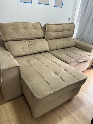 Sofá retrátil bege 2,10m