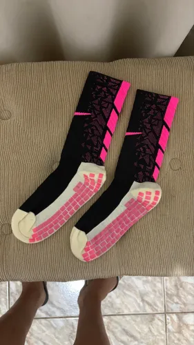 Meia Nike performance anti derrapante