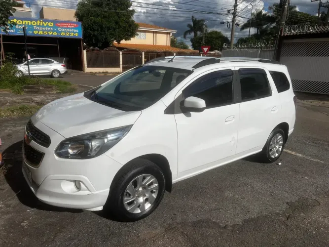Chevrolet Spin LTZ 1.8 8V Econo.flex 5P Mec. 2016