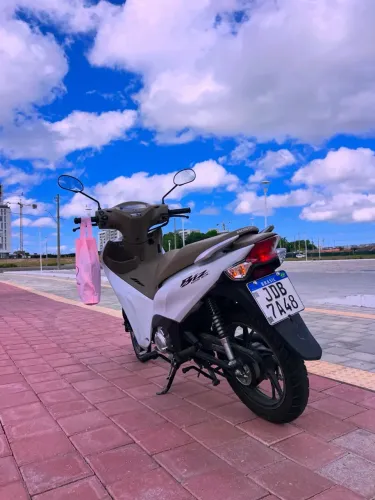 Honda Biz 125 EX/ 125 EX Flex 2025