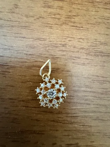 Pingente Pompom em Ouro 18k