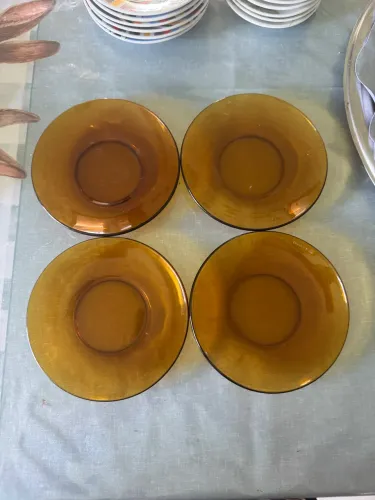 Pires de xícaras de café a vilão