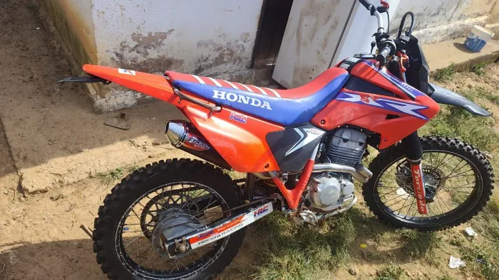 CRF e tornado de trilha