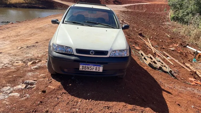 Fiat Strada 1.3 MPI Fire 8V 67cv CS 2005