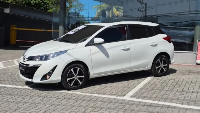 Toyota Yaris XLS Connect 1.5 Flex 16V 5P AUT 2020