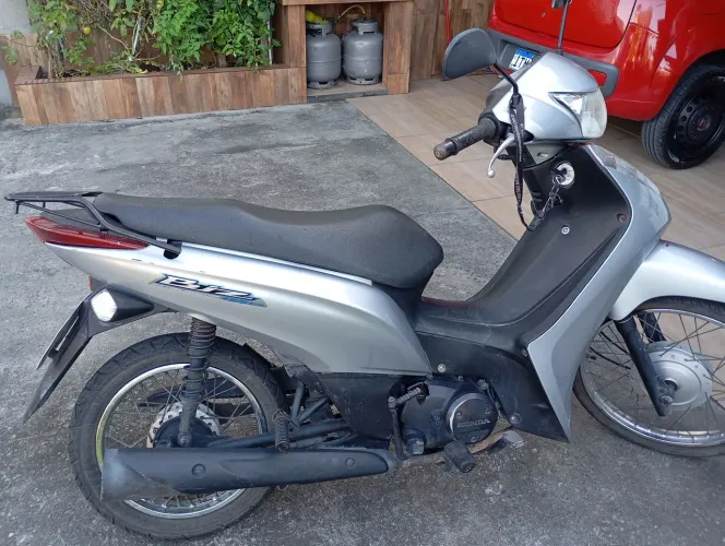Biz 125 es