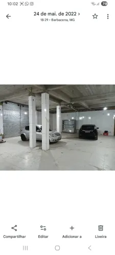 Loja no bairro Passarinhos, próximo a rodoviária com metragem 190m2 com pisos nas parede.