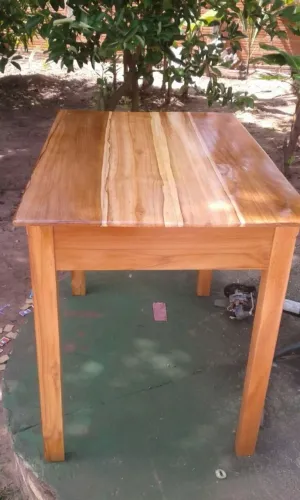 Mesa de madeira ipê 1,20x080