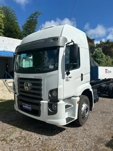 VW 24.280/2022 - 6.800km