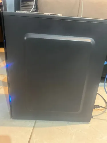 Computador Gamer + Tela, GTX 1080 T.I, 16GB RAM, i7 RGB, Tela 17P