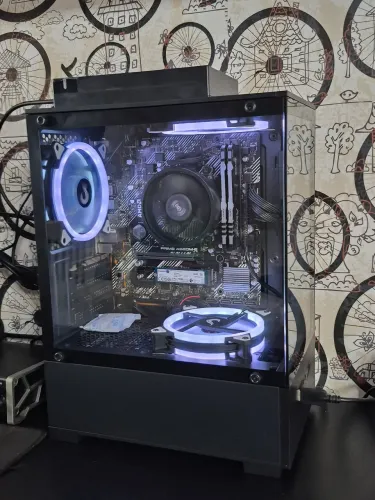 PC Gamer/Trabalho/Estudo - Ryzen 5 5600G + 16GB RAM + SSD NVME 500GB