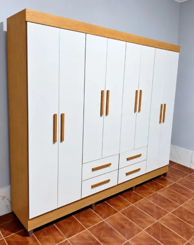 Roupeiro 8 portas 4 gavetas - Nature off white