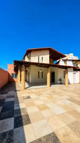 Casa Duplex à Venda no bairro Ininga, a poucos minutos da Universidade Federal