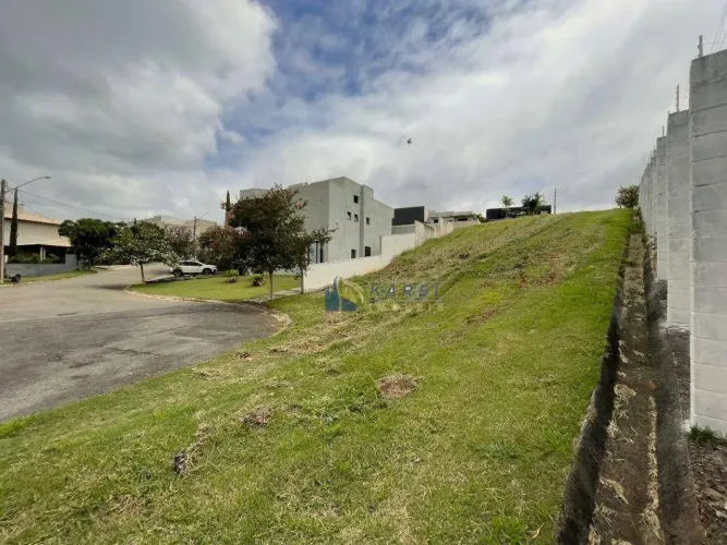 TERRENO à VENDA com Leve Aclive no CONDOMÍNIO VALE DAS ÁGUAS de 578,81m² sendo o ULTIMO LO