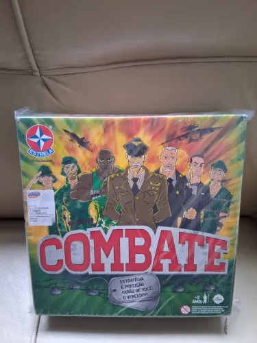 Jogo tabuleiro , combate
