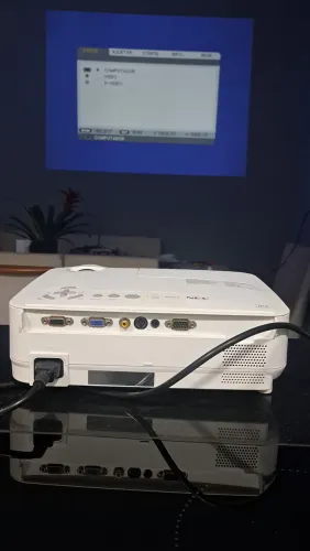 Projetor NEC