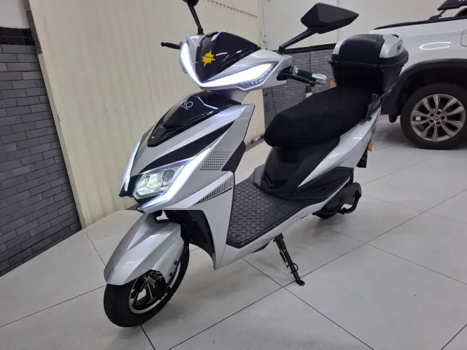 Vendo Scooter Eletrica 2026
