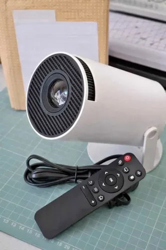 PROJETOR HD SMART ANDROID - NOVO LACRADO WIFI E BLUETOOTH