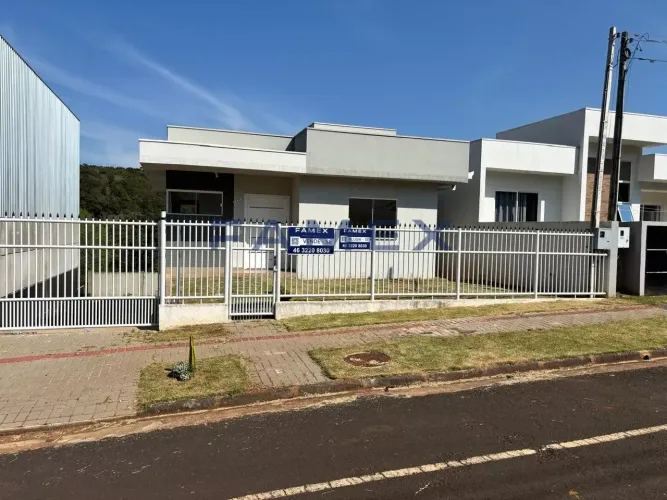 Casa para venda e locação-Bairro Pagnoncell-Pato Branco-PR- - CA1498