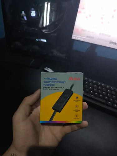 Controladora ARGB Akasa 