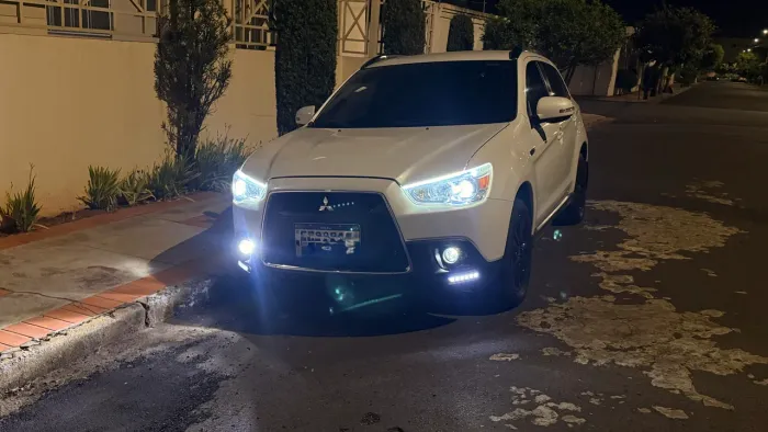 Mitsubishi ASX 2.0 16V 4X4 160cv Aut. 2012