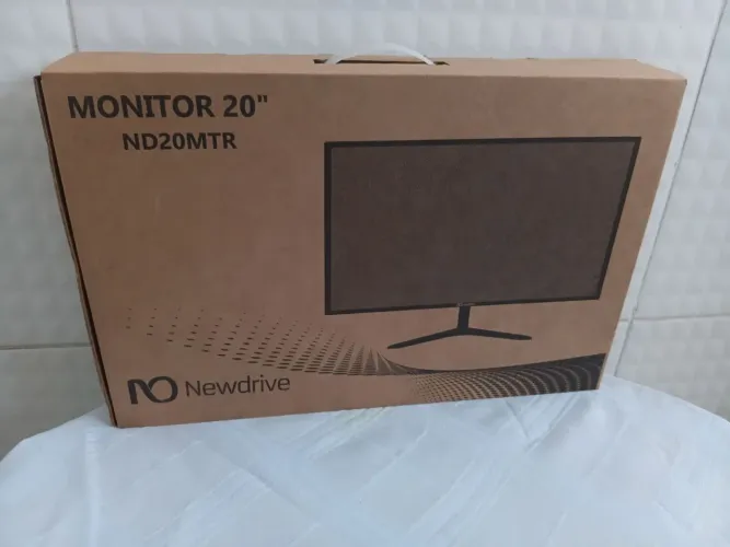 Monitor Newdrive 20 pol lacrado.