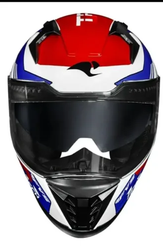 Capacete em ótimo estado de conservação