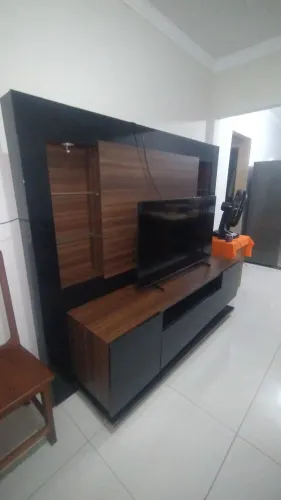 Rack com painel pra TV - moderno