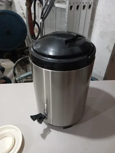 Garrafa Térmica de 10 litros - Festas e Eventos - Aço Inox com torneira