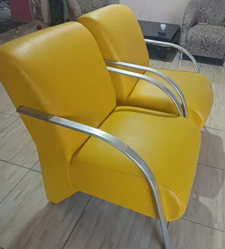Vende-se 2 poltronas em perfeito estado R$ 150,00 cada