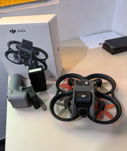 Drone dji Avata/ aeronave controle e bateria