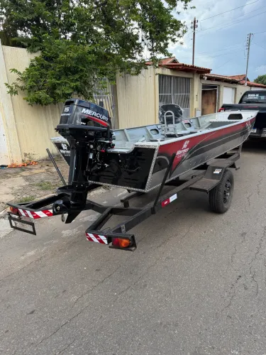 Canoa marreco de Goiás e carreta Jfm  e motor Mercury  15 Hp kit completo 