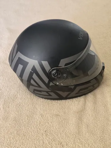 Capacete peels spike Voltz