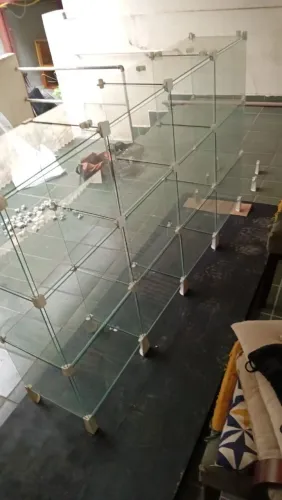 Vitrine expositora em vidro temperado