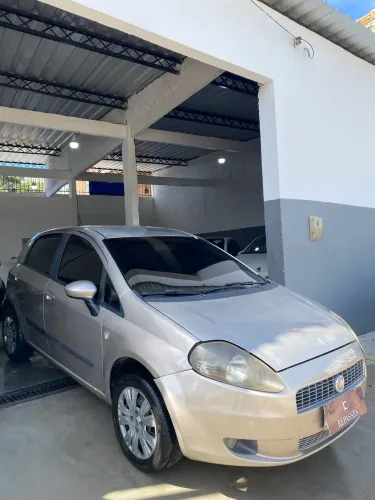 Fiat Punto Attractive Italia 1.4 F.flex 8V 5P 2012
