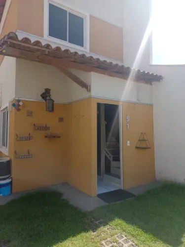 Alugo casa condomínio fechado leia a.descrição 