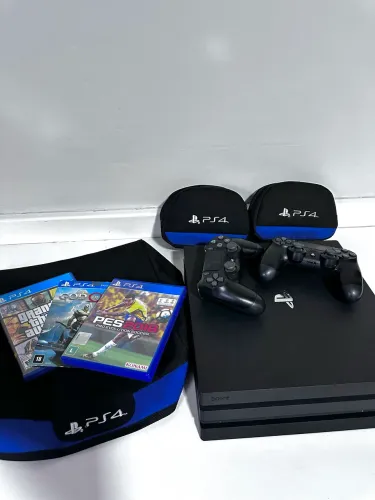 PLAYSTATION 4 PRO / 1TB