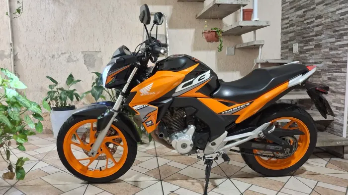 Cb twister 250 F ABS 2019 laranja