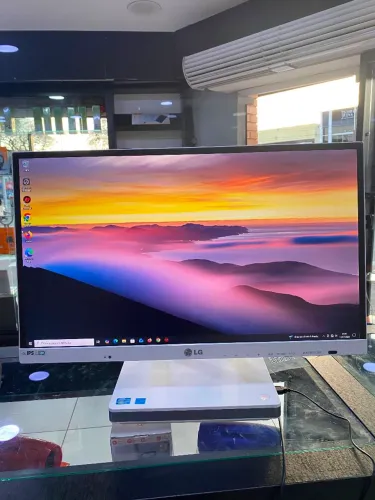 COMPUTADOR ALL IN ONE