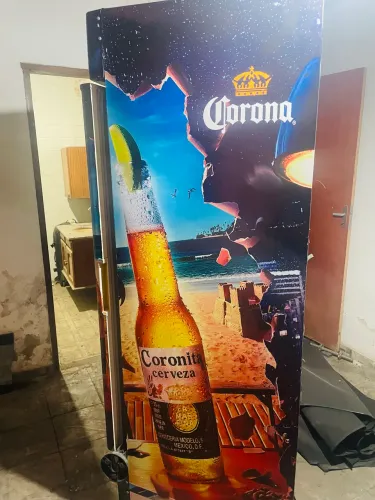 Cervejeira personalizada Corona