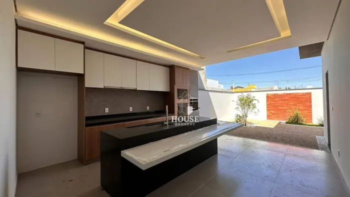 Casa com 3 dormitórios à venda, 330 m² por R$ 950.000,00 - Condomínio Residencial Jardim C
