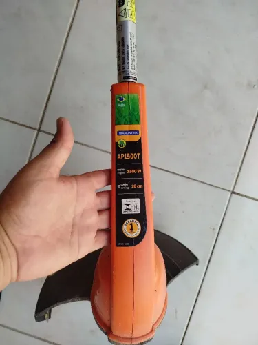 Roçadeira elétrica Tramontina R$ 180,00