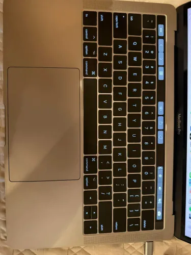 MacBook Pro 2019 com Touch Bar